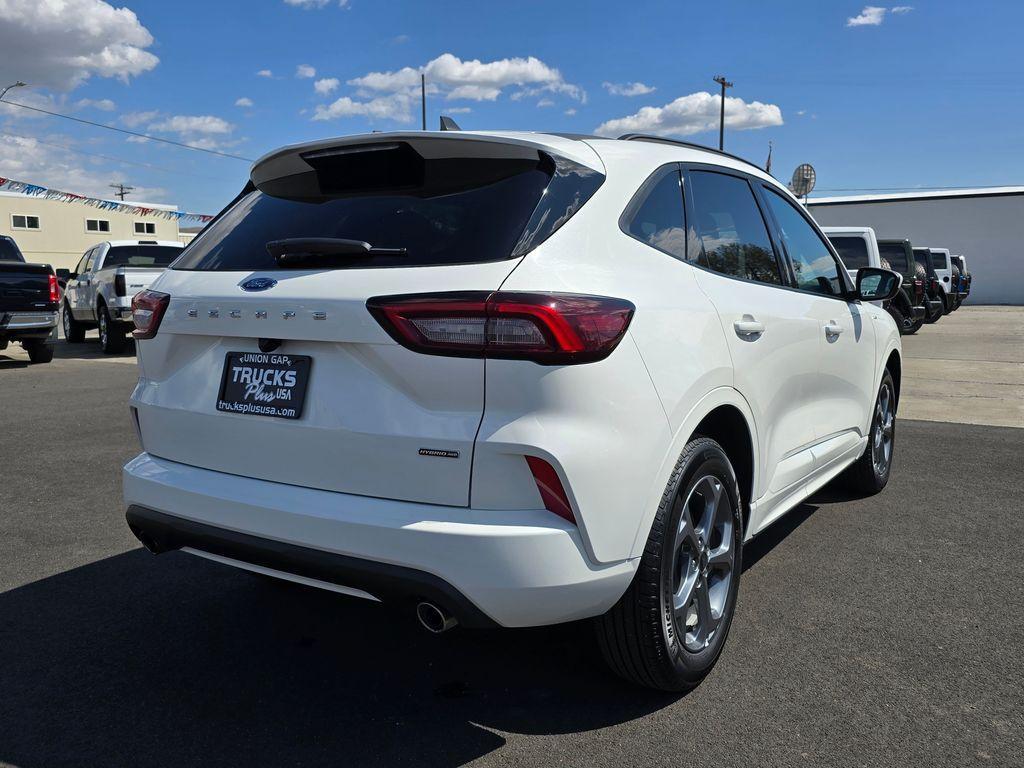 used 2023 Ford Escape car, priced at $29,000
