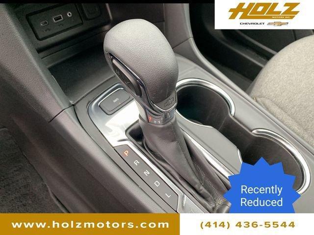 used 2024 Chevrolet Equinox car, priced at $21,779