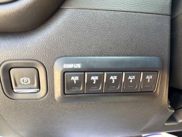 new 2025 Chevrolet Silverado 3500 car, priced at $96,068