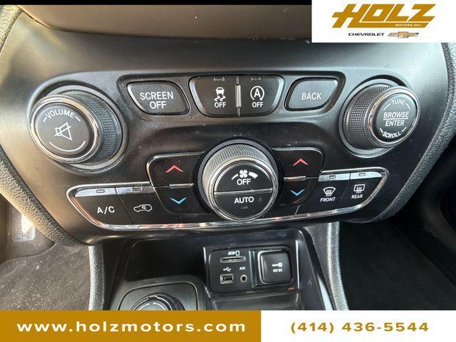 used 2015 Jeep Cherokee car, priced at $12,974