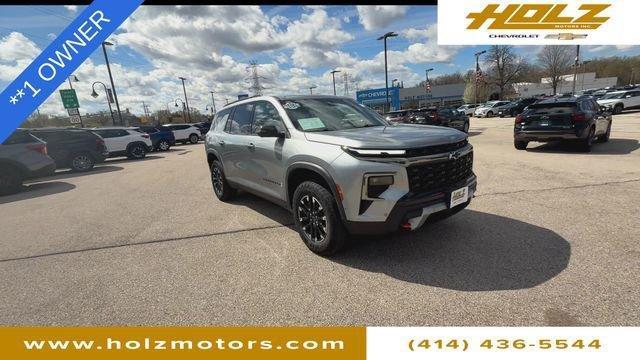 used 2024 Chevrolet Traverse car, priced at $43,987