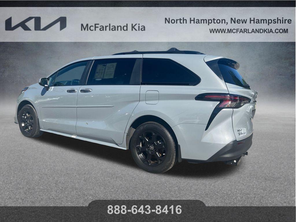 used 2025 Toyota Sienna car, priced at $50,567