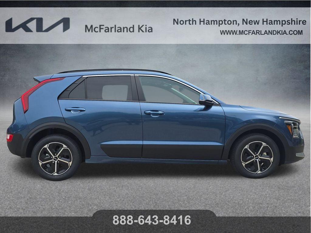 new 2025 Kia Niro Plug-In Hybrid car, priced at $32,046