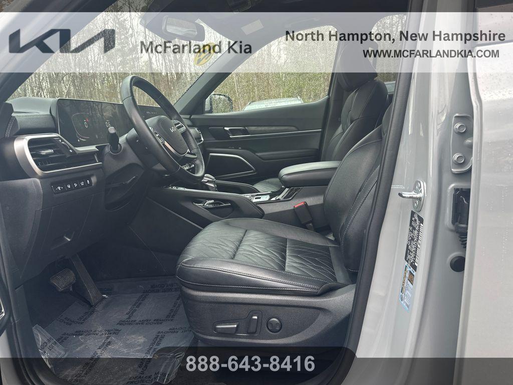 used 2025 Kia Telluride car, priced at $40,160