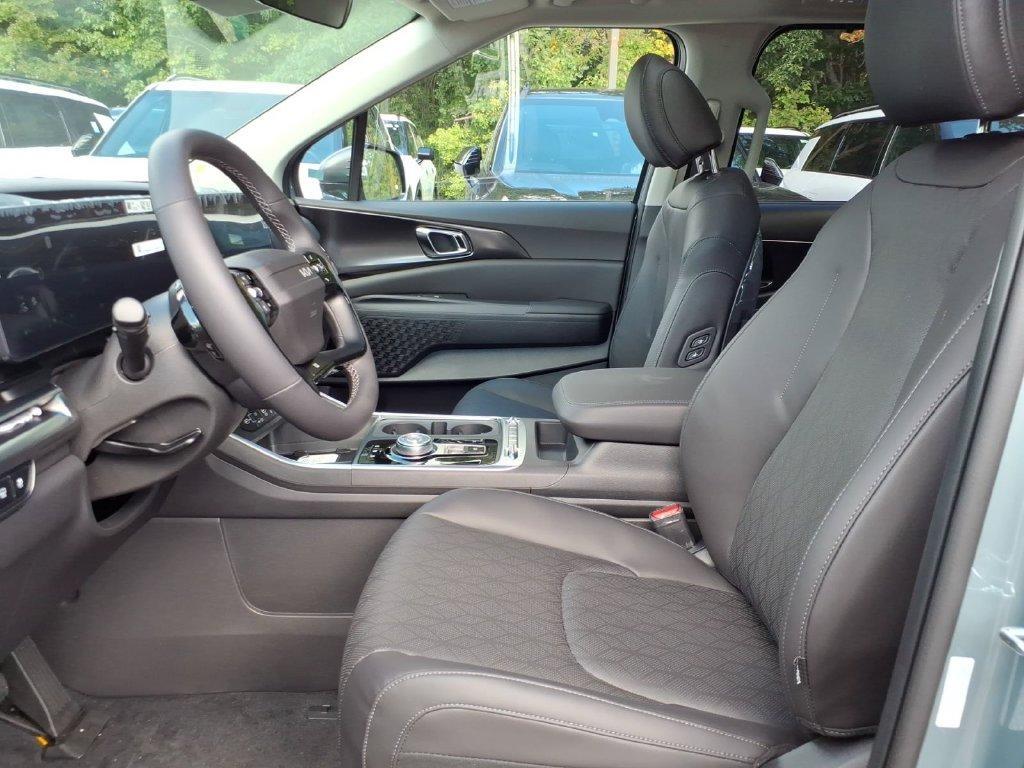 new 2027 Kia Carnival car, priced at $49,365