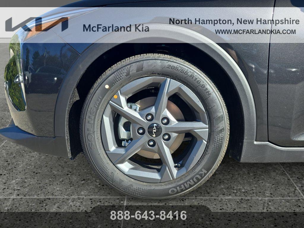 new 2025 Kia K4 car, priced at $22,123