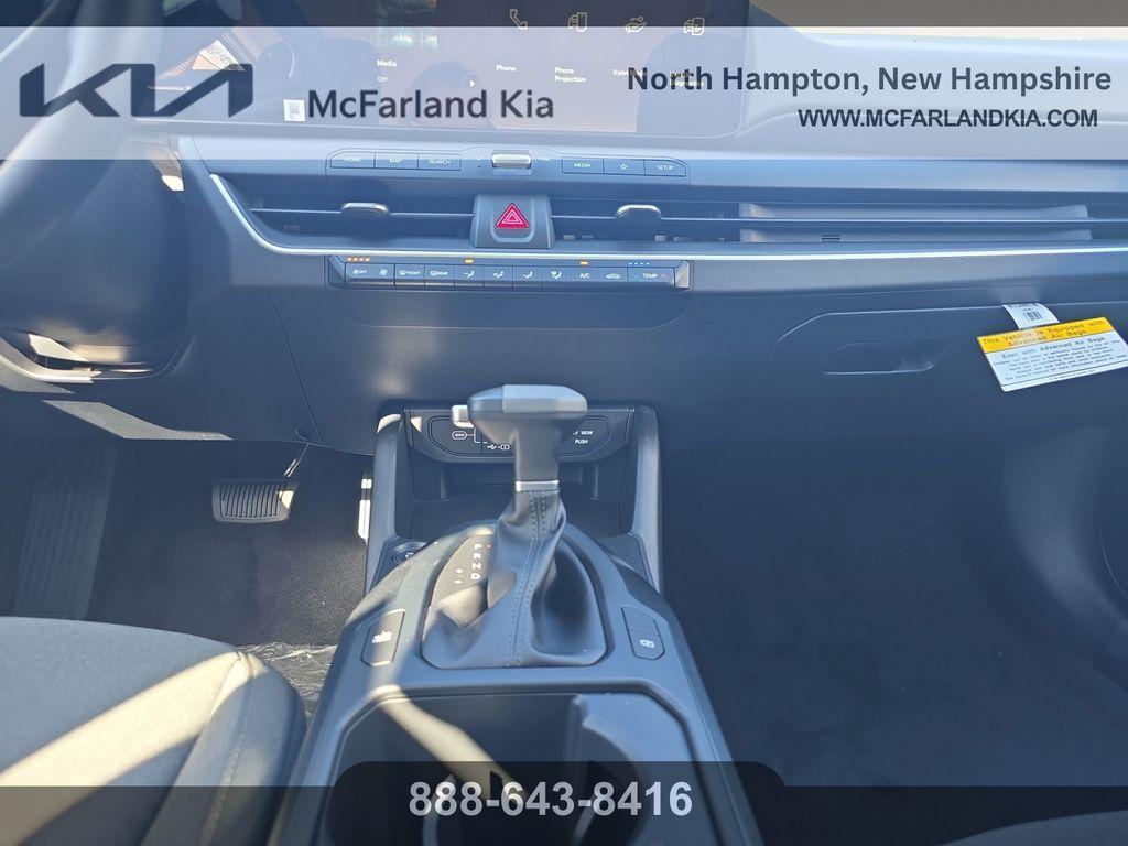 new 2025 Kia K4 car, priced at $22,123
