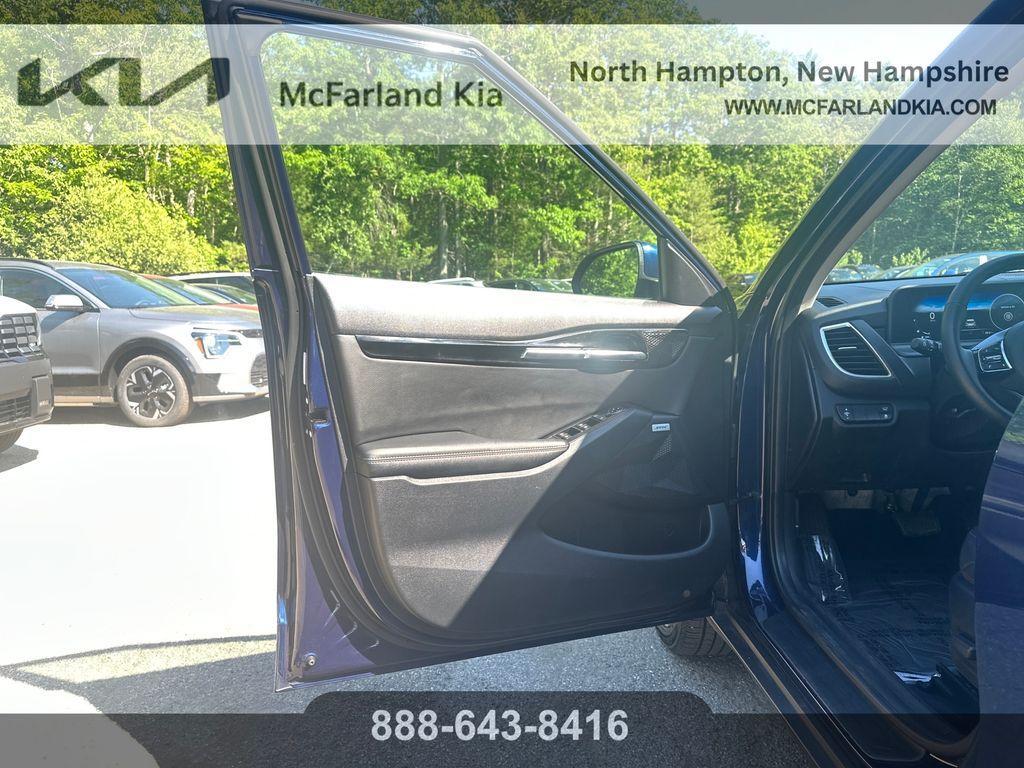 used 2024 Kia Seltos car, priced at $25,478
