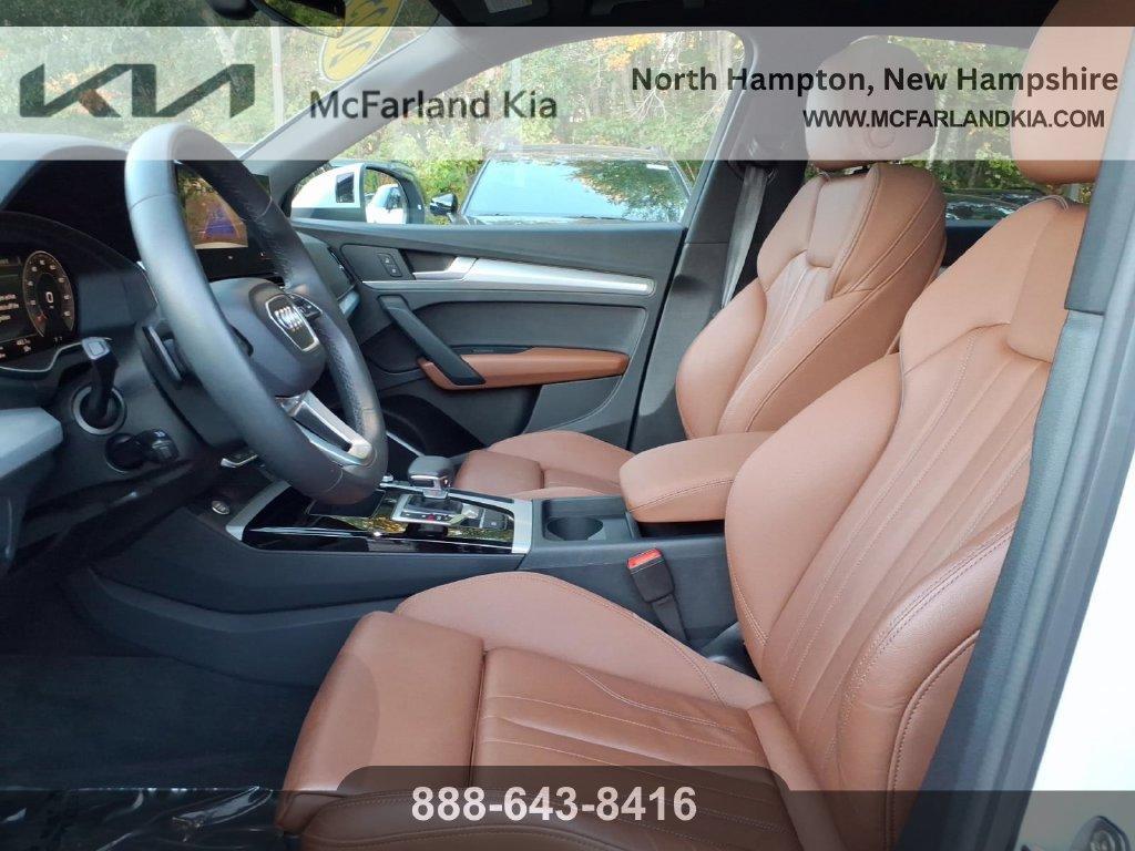 Audi Q5 view 10