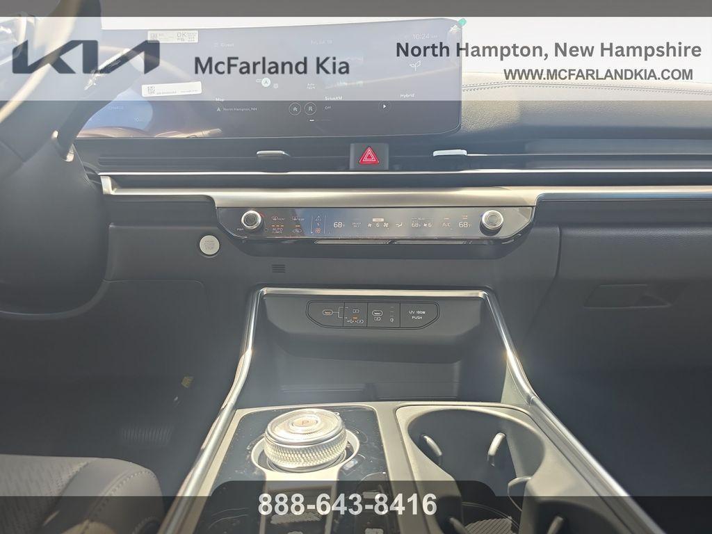 new 2026 Kia Carnival Hybrid car, priced at $50,301