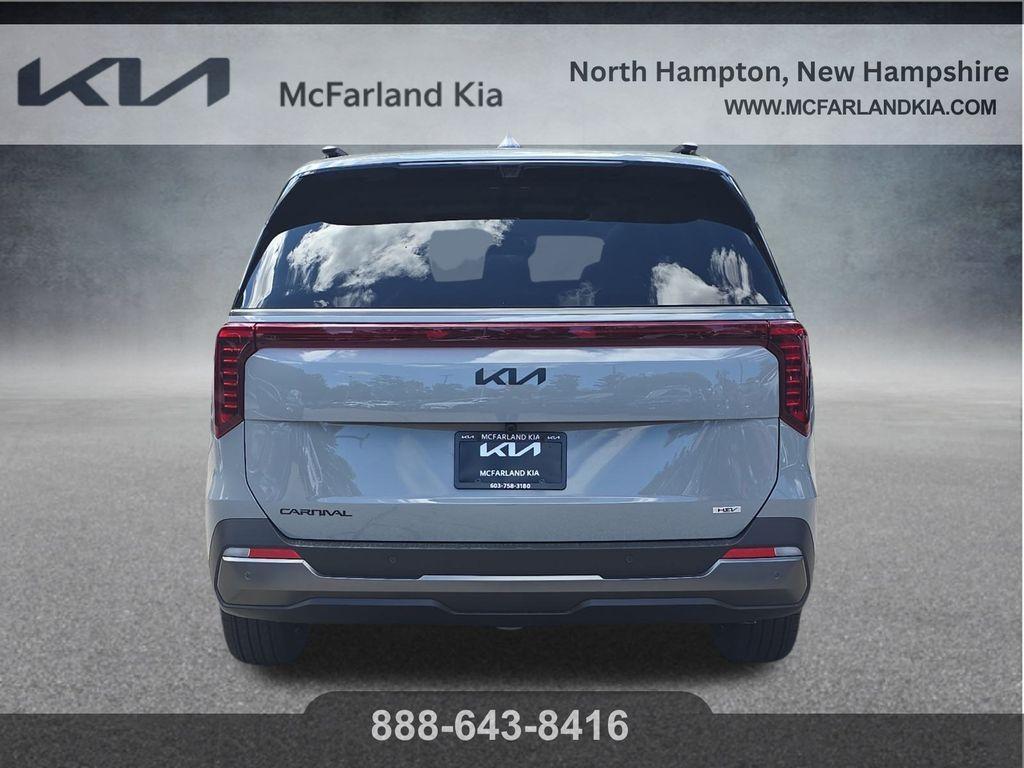 new 2026 Kia Carnival Hybrid car, priced at $50,301