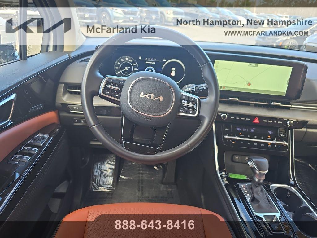used 2024 Kia Carnival car, priced at $34,091