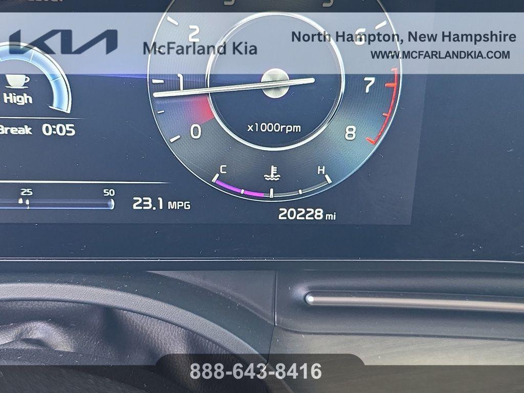 used 2024 Kia Carnival car, priced at $34,091