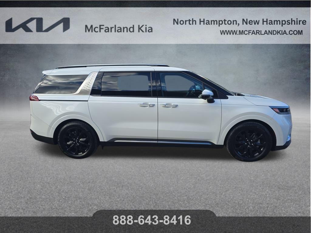 used 2024 Kia Carnival car, priced at $34,091