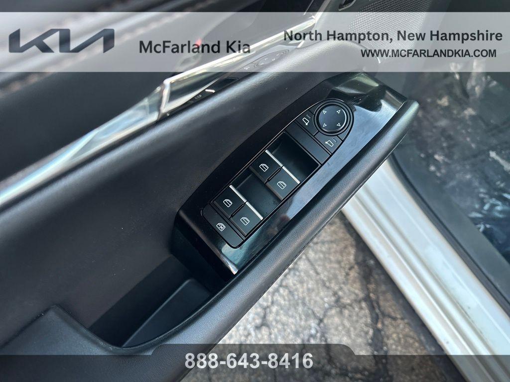 used 2022 Mazda Mazda3 car, priced at $21,287