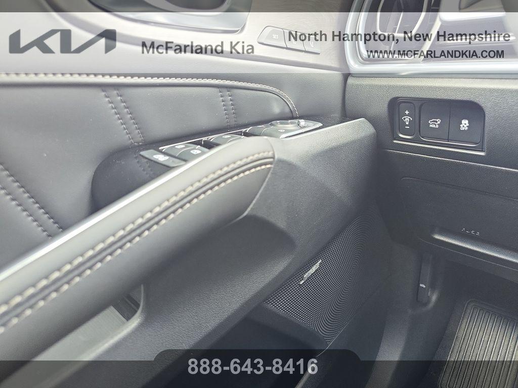 new 2026 Kia Sorento car, priced at $42,633