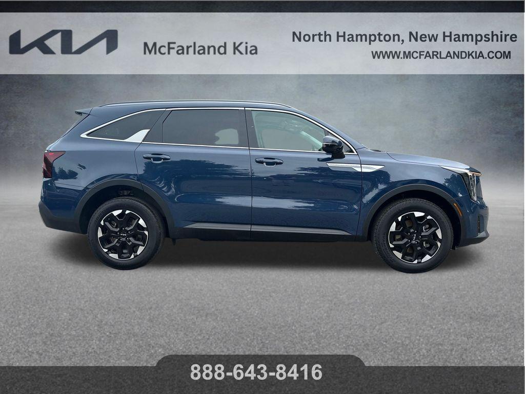 used 2024 Kia Sorento car, priced at $29,655