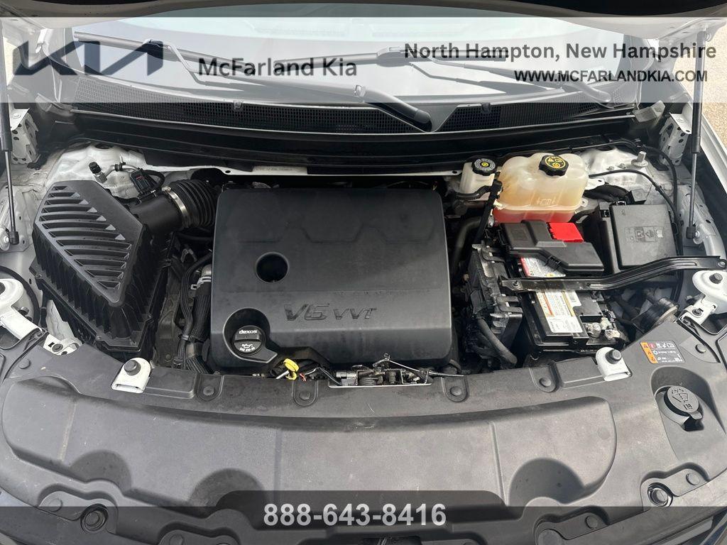 used 2021 Chevrolet Traverse car, priced at $18,932