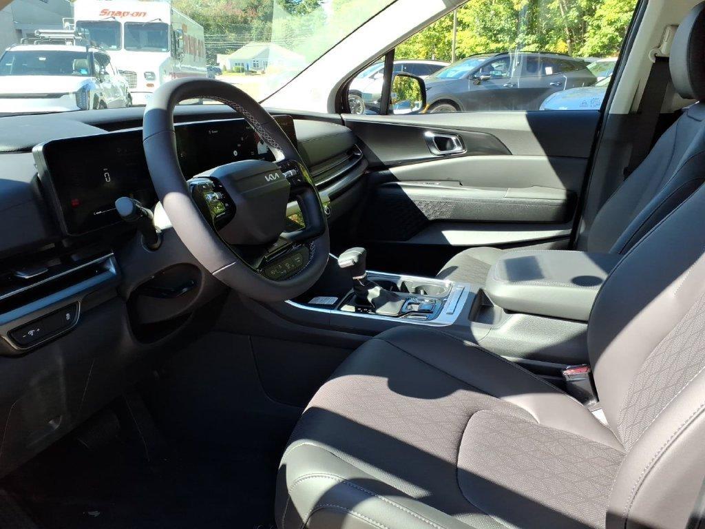 new 2027 Kia Carnival car, priced at $41,798