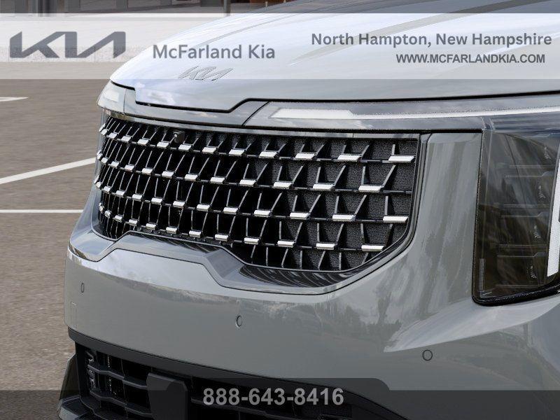 new 2026 Kia Carnival Hybrid car, priced at $50,071