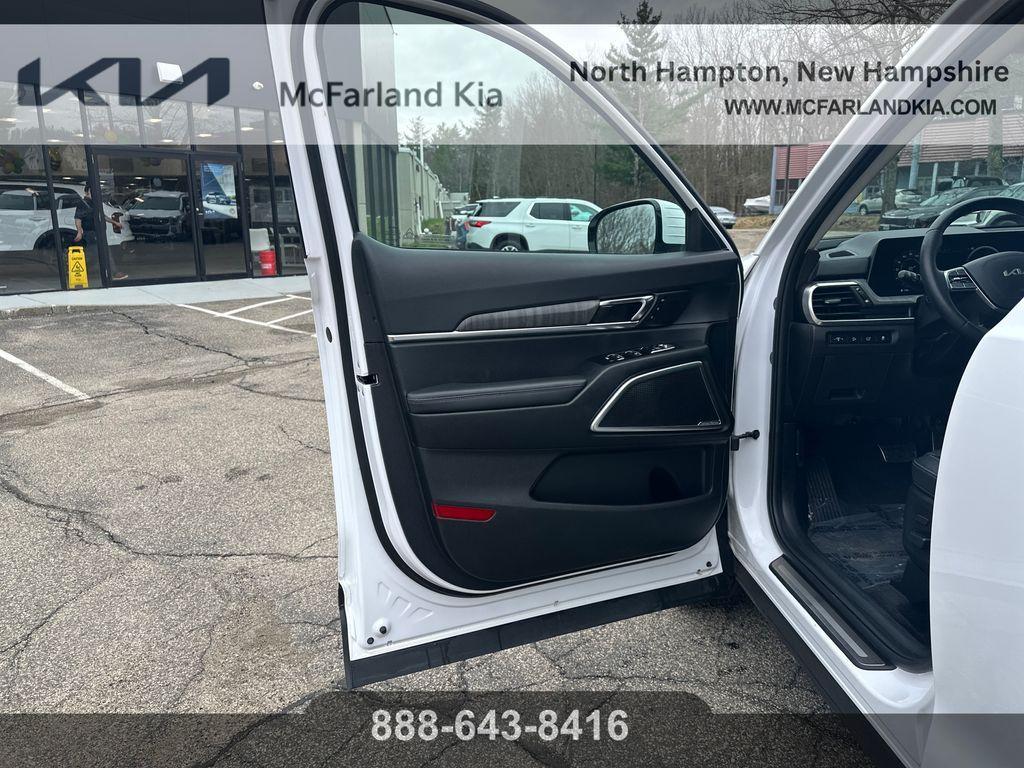 used 2024 Kia Telluride car, priced at $38,822