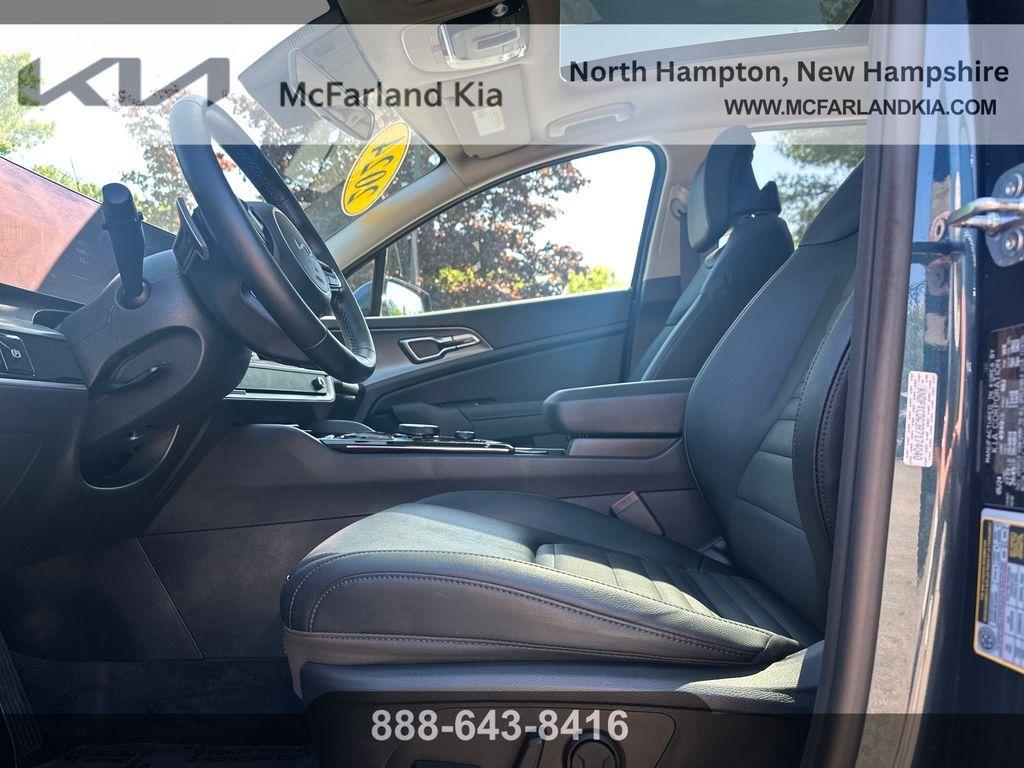 used 2024 Kia Sportage Hybrid car, priced at $33,370