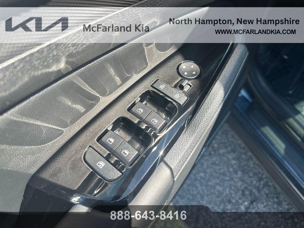 used 2024 Kia Sportage Hybrid car, priced at $33,370
