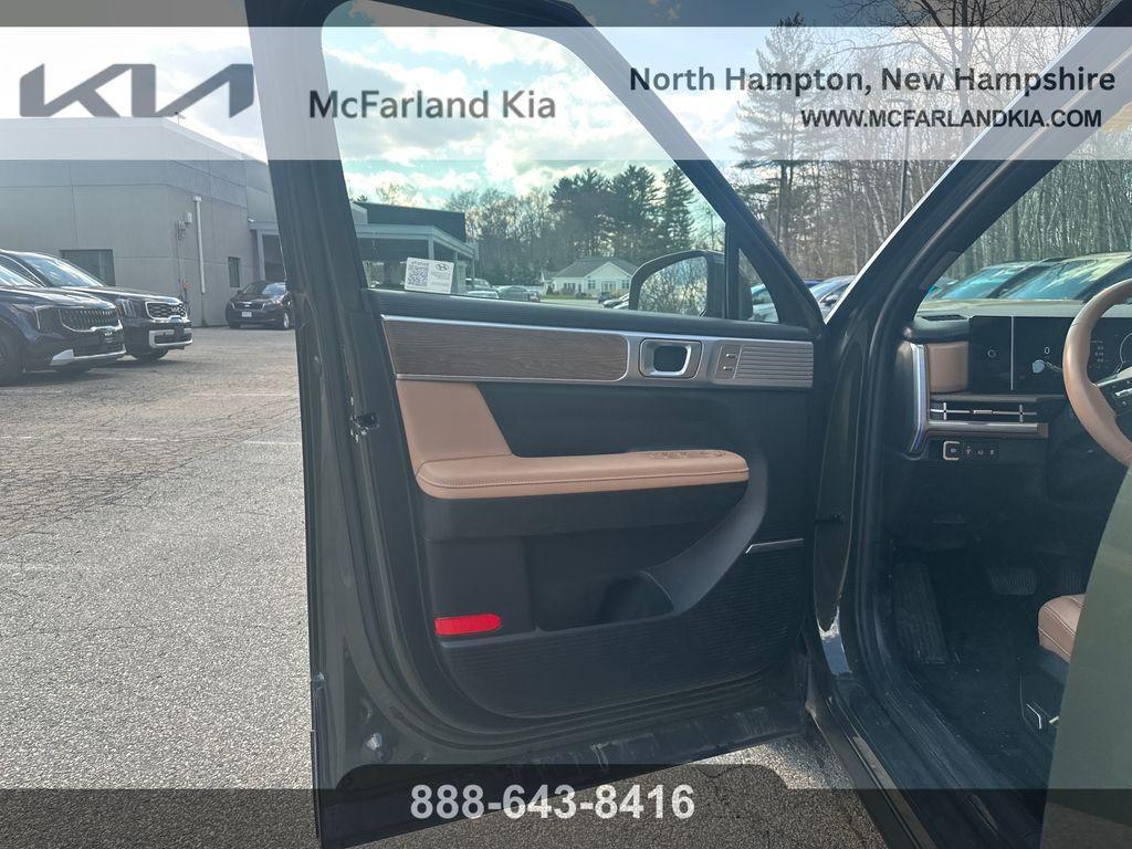 used 2024 Hyundai Santa Fe car, priced at $34,180