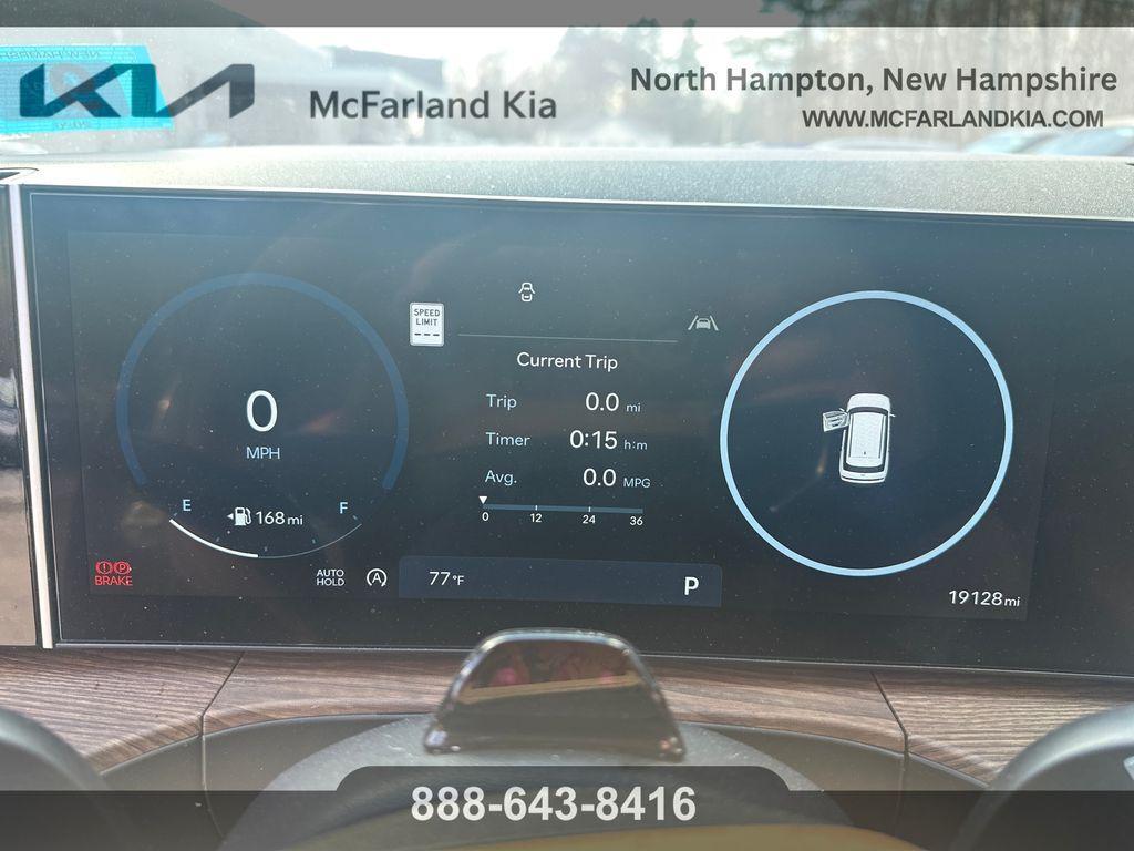 used 2024 Hyundai Santa Fe car, priced at $34,180