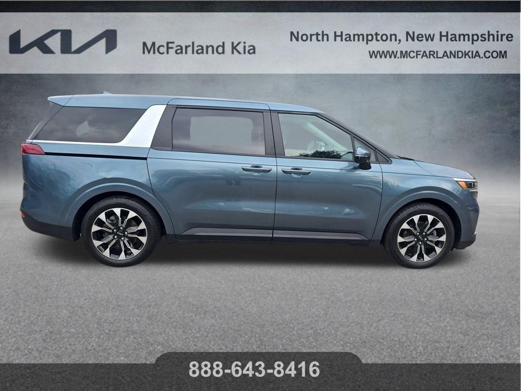used 2023 Kia Carnival car, priced at $30,907
