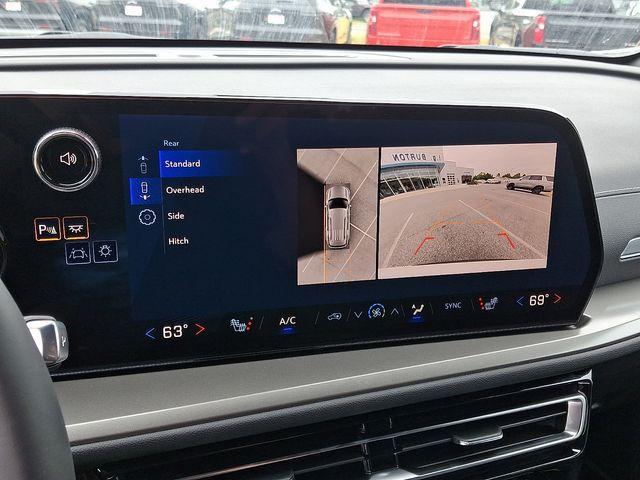 new 2026 Chevrolet Traverse car, priced at $46,070