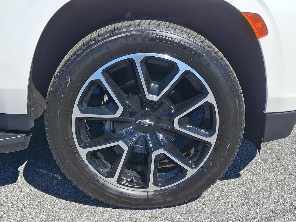 used 2022 Chevrolet Suburban car, priced at $57,007