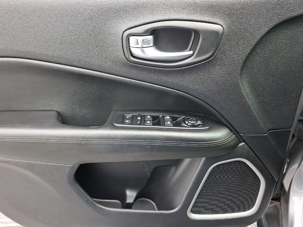 used 2019 Jeep Compass car, priced at $13,315