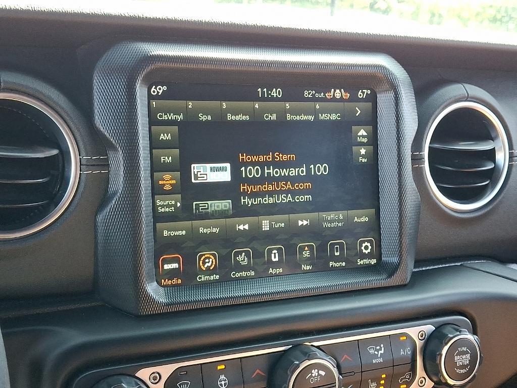 used 2022 Jeep Wrangler Unlimited car, priced at $35,900