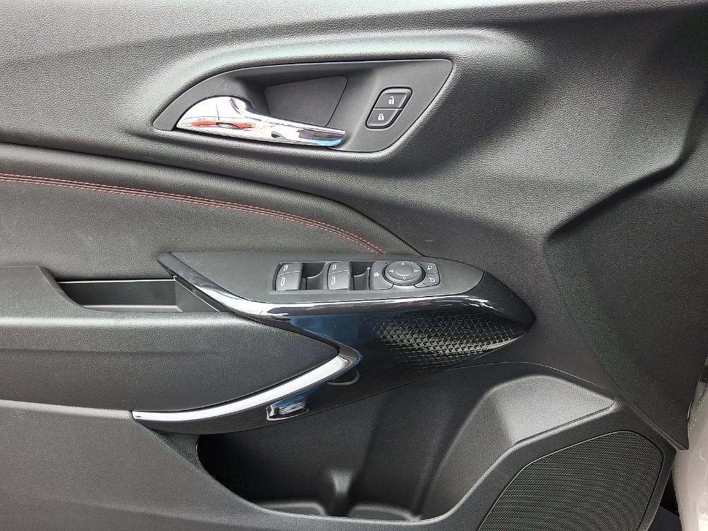 new 2026 Chevrolet Trax car, priced at $27,885