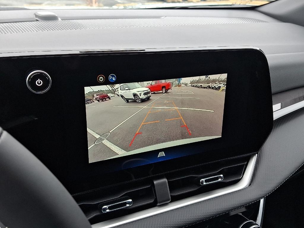 new 2026 Chevrolet Equinox car, priced at $35,585