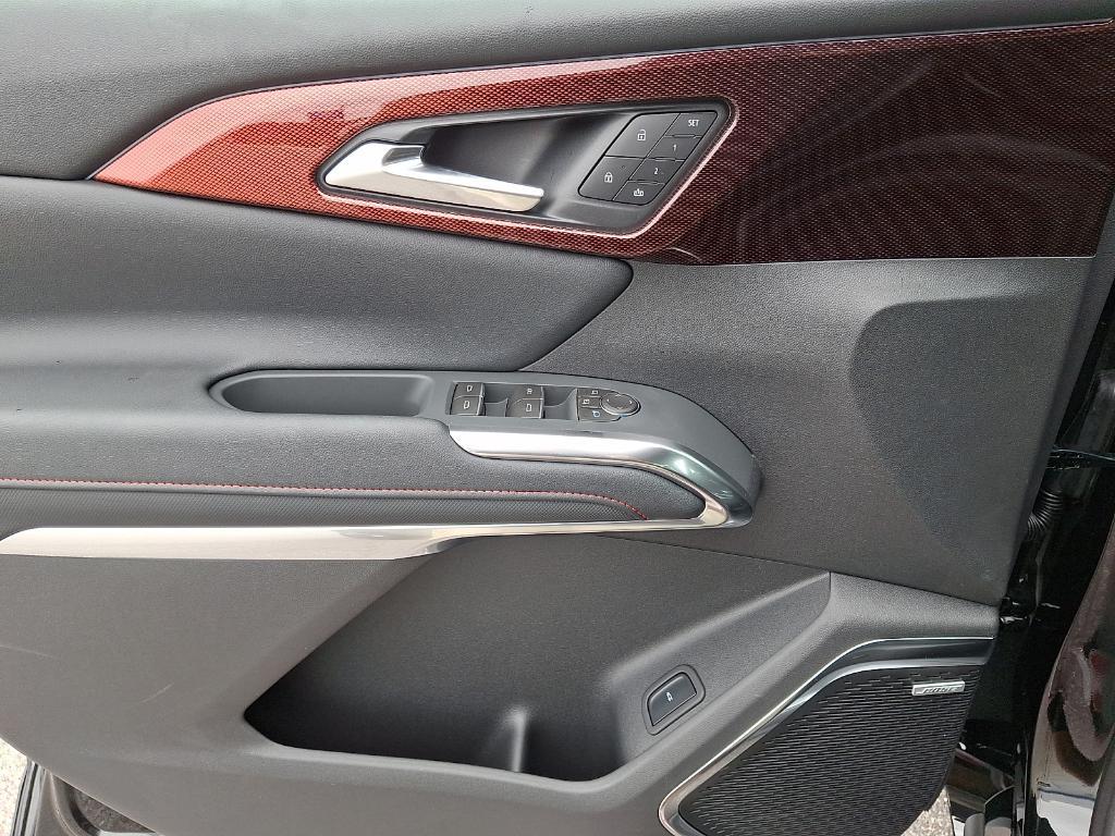 new 2026 Chevrolet Traverse car, priced at $56,870