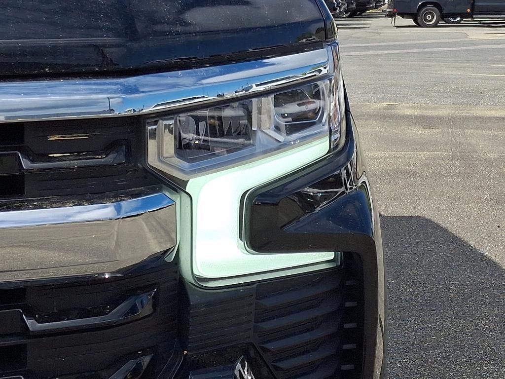 used 2025 Chevrolet Silverado 1500 car, priced at $39,546