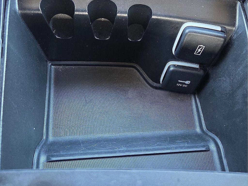 used 2024 Chrysler Pacifica car, priced at $32,236