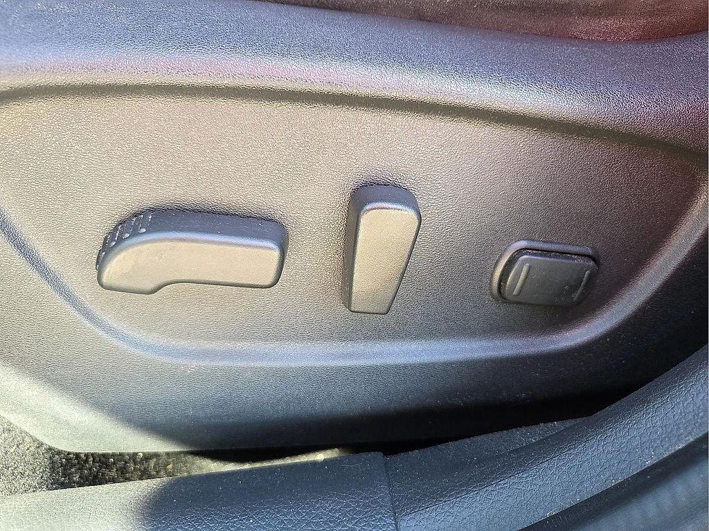 used 2016 Nissan Rogue car, priced at $9,386