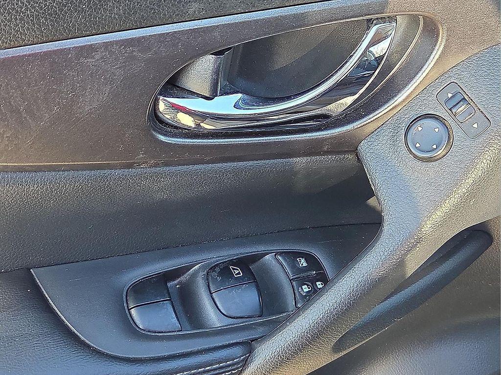 used 2016 Nissan Rogue car, priced at $9,386