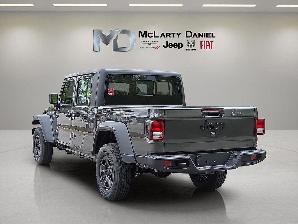 new 2025 Jeep Gladiator car, priced at $36,198