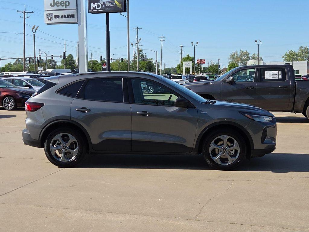used 2025 Ford Escape car, priced at $25,895