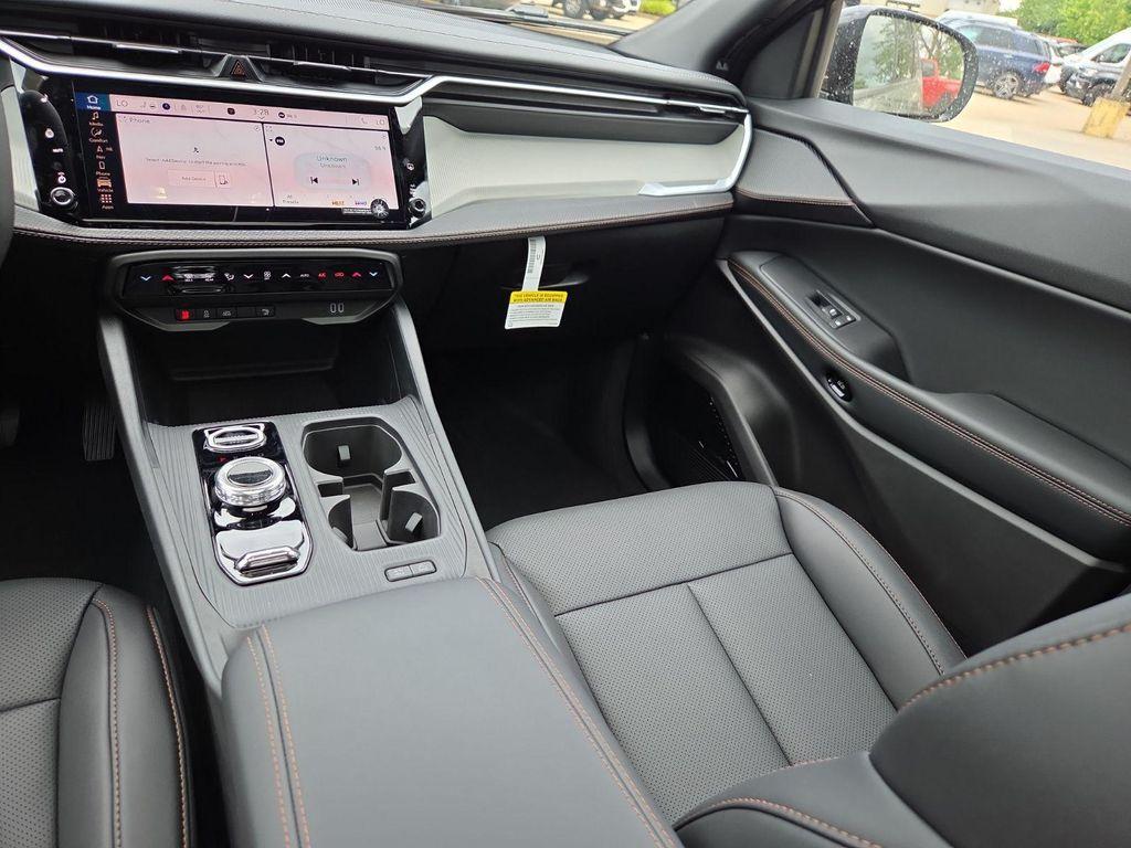 new 2026 Jeep Cherokee car, priced at $42,700