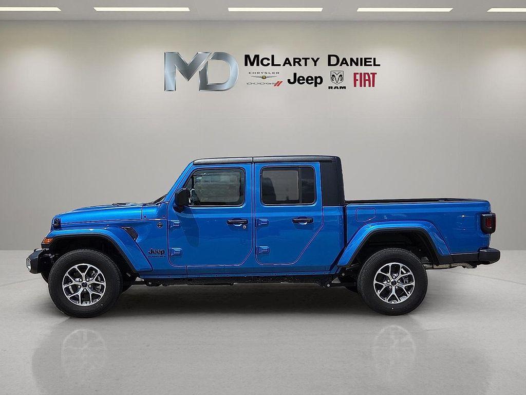 new 2024 Jeep Gladiator car, priced at $44,972
