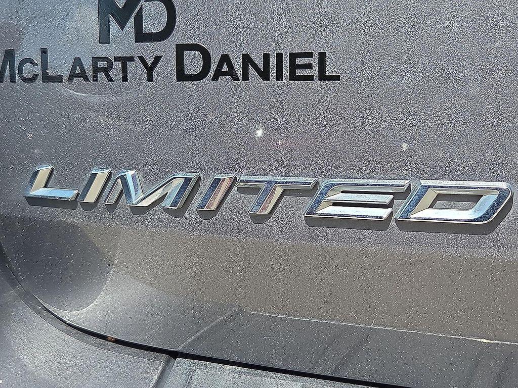 used 2022 Ford Explorer car, priced at $22,017