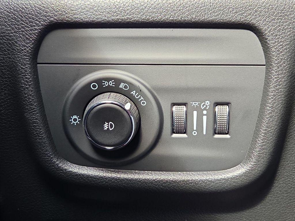 new 2026 Jeep Grand Cherokee L car, priced at $50,109