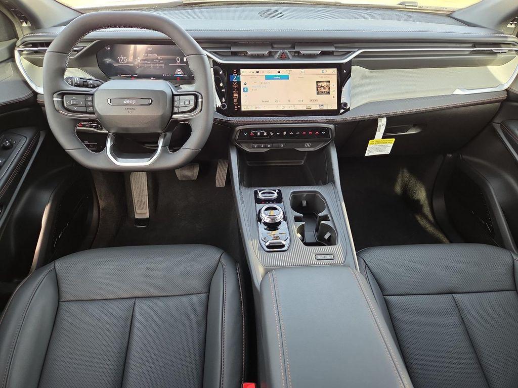 new 2026 Jeep Cherokee car, priced at $45,105