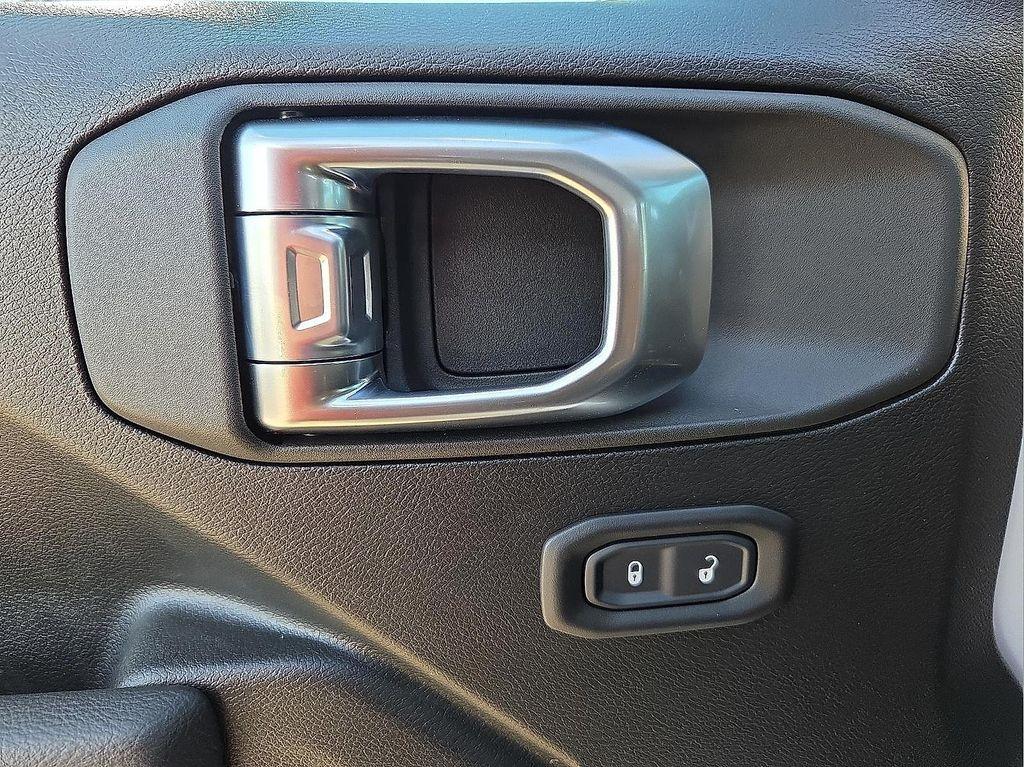 new 2026 Jeep Wrangler car, priced at $38,465