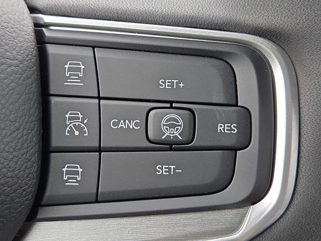 new 2026 Jeep Grand Wagoneer L car, priced at $78,450